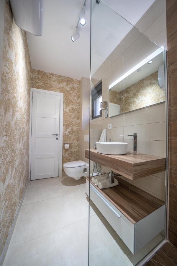 Marea Deluxe Apartments Kotor Bagian luar foto