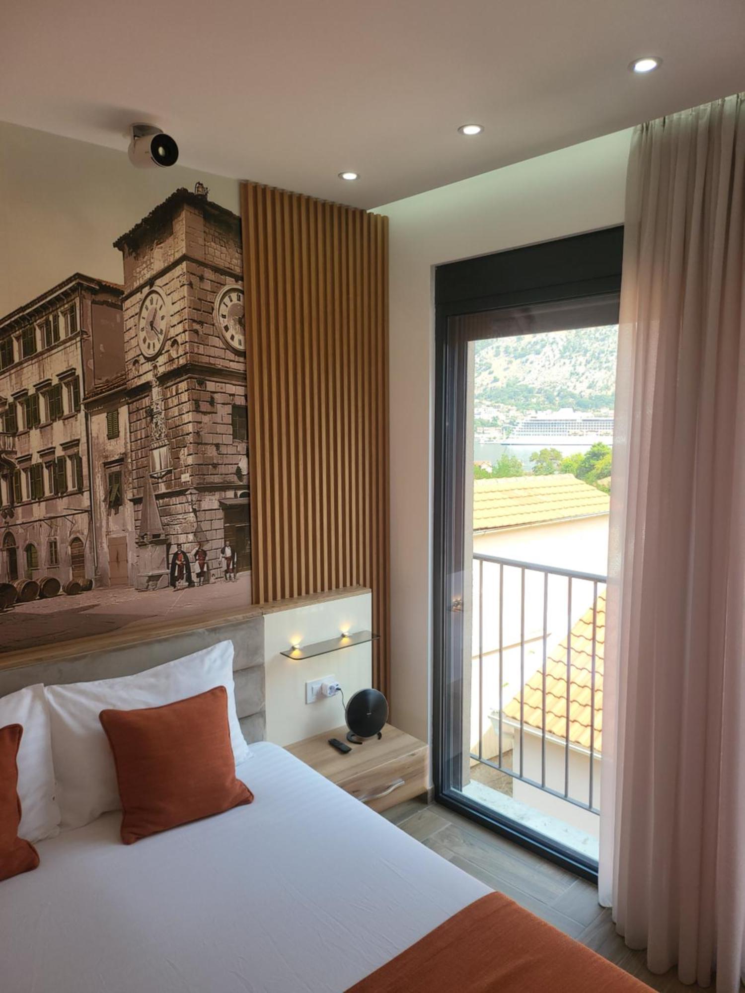 Marea Deluxe Apartments Kotor Bagian luar foto