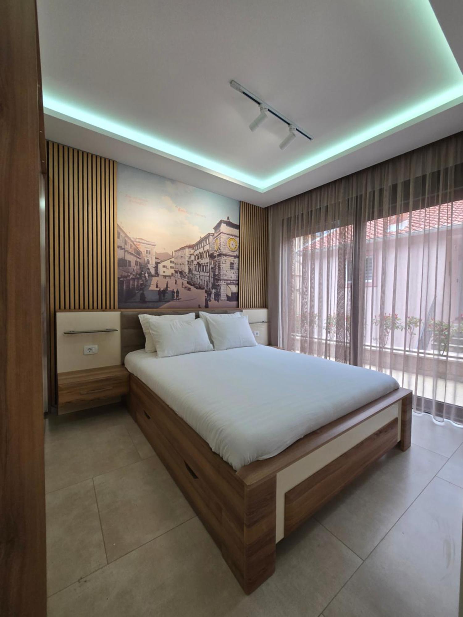 Marea Deluxe Apartments Kotor Bagian luar foto
